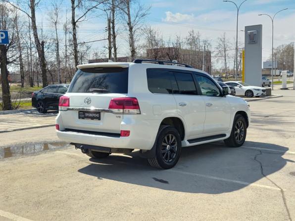 Toyota Land Cruiser 200 Series Рестайлинг 2 с пробегом 2017 года, цена 5 588 000 рублей, 153059 км, внедорожник, Автокод Объявления