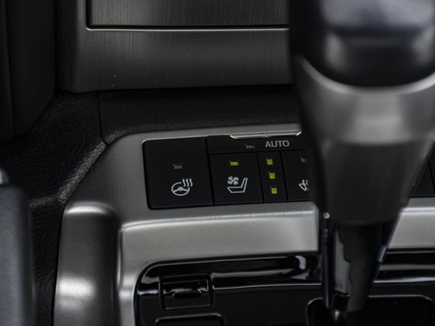 Toyota Land Cruiser 200 Series Рестайлинг 2 Москва  - изображение 15