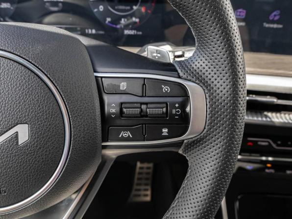 Kia K5 III с пробегом 2025 года, цена 3 680 000 рублей, 35021 км, седан, Автокод Объявления