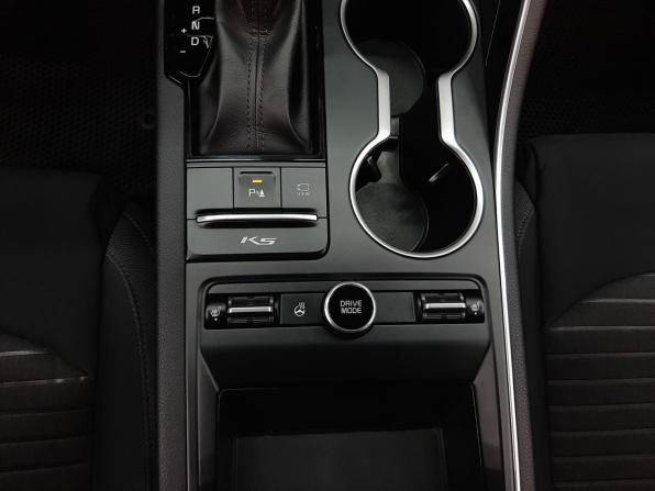 Kia K5 III с пробегом 2020 года, цена 2 680 000 рублей, 45562 км, седан, Автокод Объявления