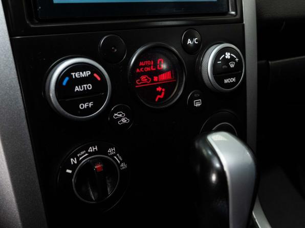 Suzuki Grand Vitara II Рестайлинг с пробегом 2012 года, цена 998 000 рублей, 280000 км, внедорожник, Автокод Объявления