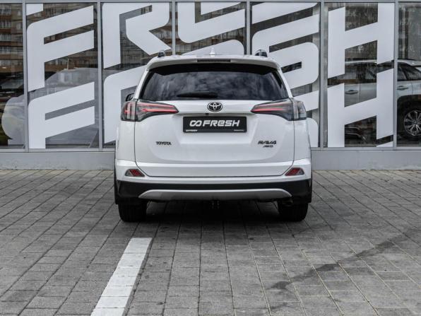 Toyota RAV4 IV (XA40) Рестайлинг с пробегом 2018 года, цена 2 398 000 рублей, 137908 км, внедорожник, Автокод Объявления