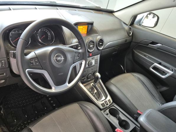 Opel Antara I Рестайлинг с пробегом 2012 года, цена 1 049 000 рублей, 236147 км, внедорожник, Автокод Объявления