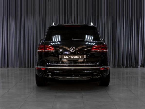 Volkswagen Touareg II Рестайлинг с пробегом 2016 года, цена 3 299 000 рублей, 204146 км, внедорожник, Автокод Объявления