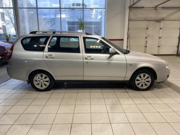 Lada (ВАЗ) Priora I с пробегом 2012 года, цена 629 000 рублей, 44883 км, универсал, Автокод Объявления