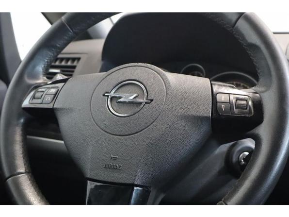 Opel Zafira B Рестайлинг с пробегом 2011 года, цена 704 000 рублей, 246272 км, компактвэн, Автокод Объявления