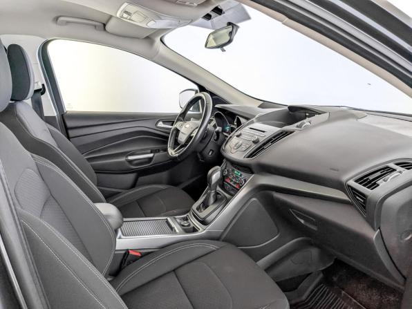Ford Kuga II Рестайлинг с пробегом 2017 года, цена 1 725 000 рублей, 126876 км, внедорожник, Автокод Объявления