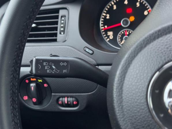 Volkswagen Jetta VI с пробегом 2014 года, цена 917 000 рублей, 229649 км, седан, Автокод Объявления