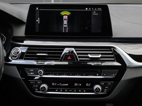 BMW 5 серии VII (G30/G31/G38) Рестайлинг с пробегом 2021 года, цена 3 990 000 рублей, 84446 км, седан, Автокод Объявления