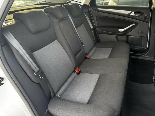 Ford Mondeo IV Рестайлинг с пробегом 2012 года, цена 729 000 рублей, 157985 км, седан, Автокод Объявления