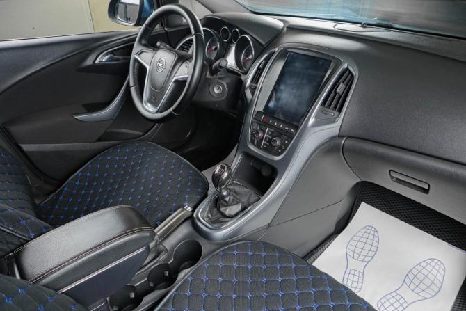 Opel Astra J Рестайлинг с пробегом 2012 года, цена 749 000 рублей, 139355 км, седан, Автокод Объявления