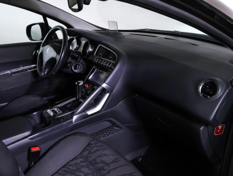 Peugeot 3008 I Москва  - изображение 11
