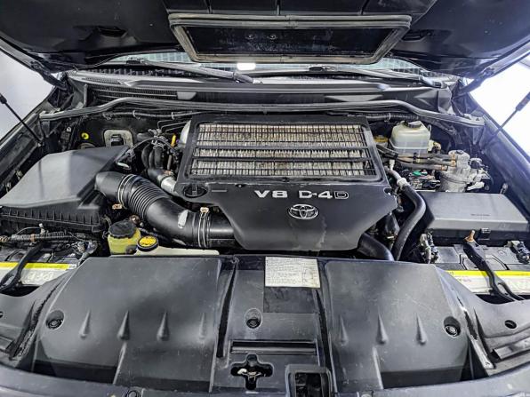 Toyota Land Cruiser 200 Series с пробегом 2010 года, цена 2 440 000 рублей, 457274 км, внедорожник, Автокод Объявления