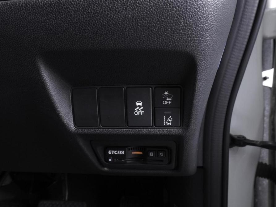 Honda Stepwgn V Рестайлинг Ростов-на-Дону  - изображение 19