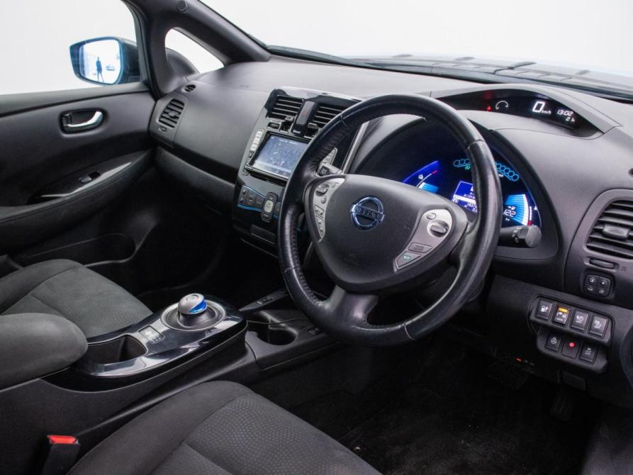 Nissan Leaf I (ZE0/AZE0) Москва  - изображение 11