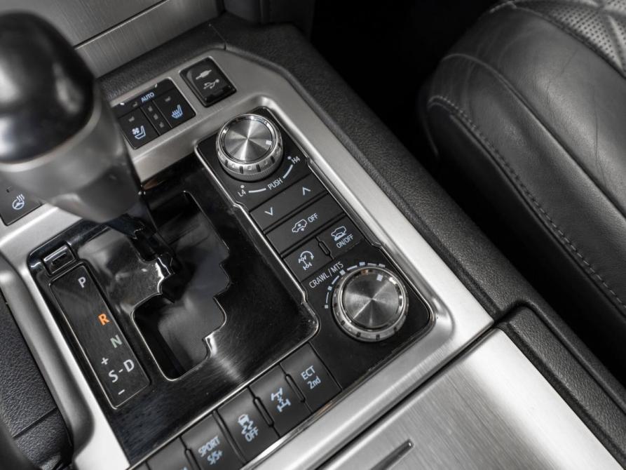 Toyota Land Cruiser 200 Series Рестайлинг 2 Москва  - изображение 27