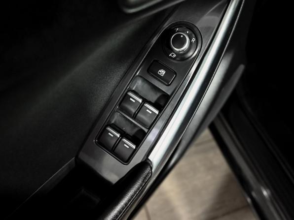 Mazda 6 III (GJ) Рестайлинг с пробегом 2015 года, цена 1 850 000 рублей, 183454 км, седан, Автокод Объявления