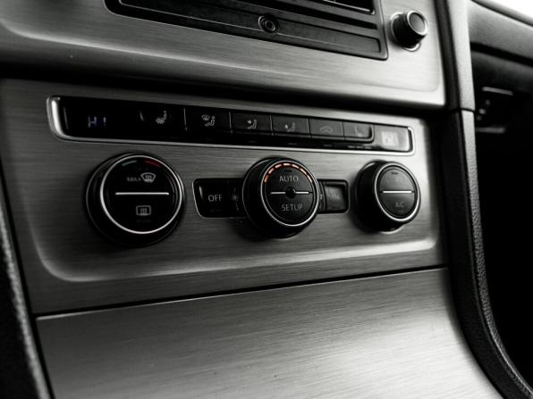 Volkswagen Golf VII с пробегом 2014 года, цена 1 286 000 рублей, 211040 км, хэтчбек, Автокод Объявления