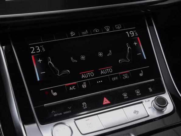 Audi Q8 I (4M) с пробегом 2019 года, цена 6 149 000 рублей, 103134 км, внедорожник, Автокод Объявления