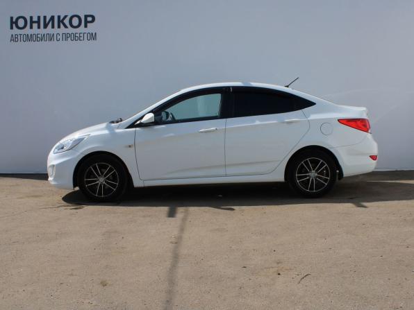 Hyundai Solaris I с пробегом 2014 года, цена 829 000 рублей, 120803 км, седан, Автокод Объявления