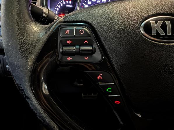 Kia Ceed II с пробегом 2014 года, цена 1 049 000 рублей, 178000 км, универсал, Автокод Объявления