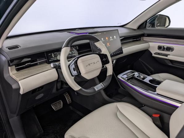 JETOUR DASHING I Рестайлинг с пробегом 2024 года, цена 2 370 000 рублей, 23370 км, внедорожник, Автокод Объявления