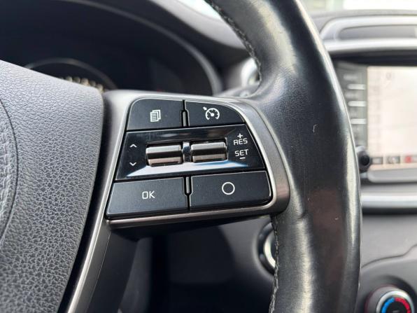 Kia Sorento III Prime Рестайлинг с пробегом 2019 года, цена 2 725 000 рублей, 159000 км, внедорожник, Автокод Объявления