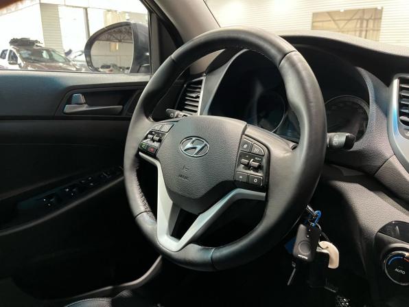 Hyundai Tucson III с пробегом 2016 года, цена 1 497 000 рублей, 230753 км, внедорожник, Автокод Объявления