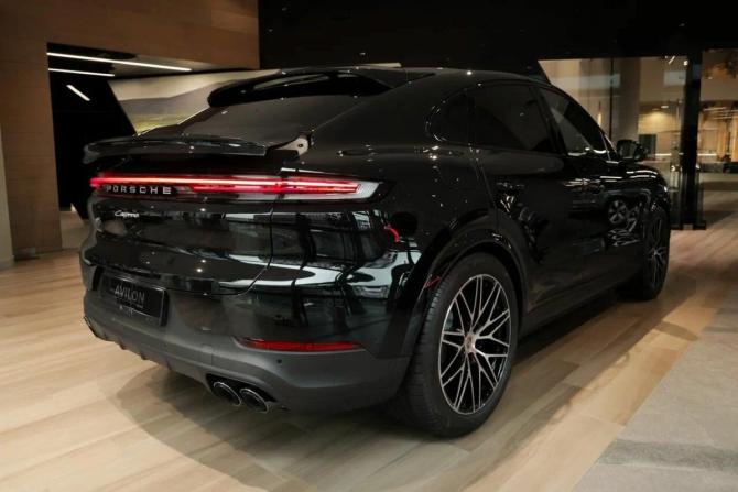 Новый Porsche Cayenne III Рестайлинг 2025 года, цена 16 500 000 рублей, внедорожник, Автокод Объявления