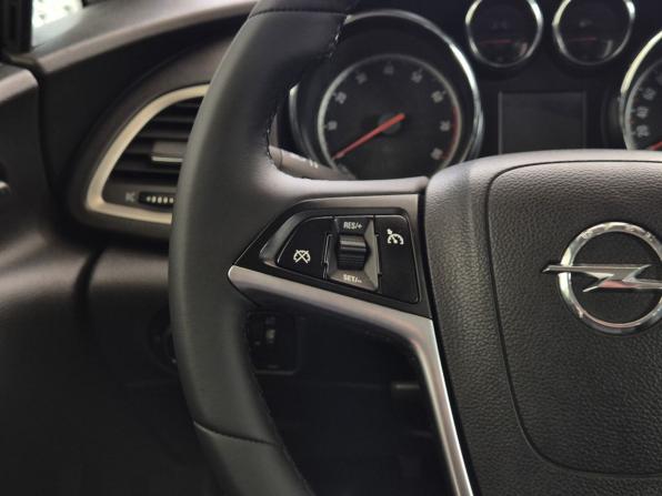 Opel Astra J с пробегом 2010 года, цена 479 000 рублей, 158484 км, хэтчбек, Автокод Объявления