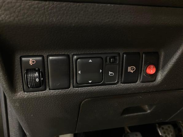 Nissan X-Trail I Рестайлинг с пробегом 2005 года, цена 700 000 рублей, 291924 км, внедорожник, Автокод Объявления