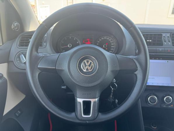 Volkswagen Polo V с пробегом 2011 года, цена 690 000 рублей, 145000 км, седан, Автокод Объявления