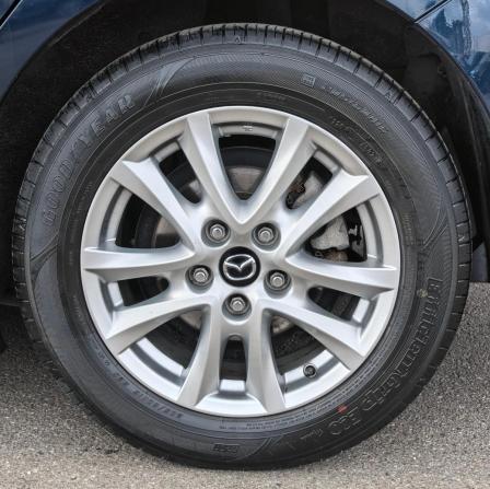 Mazda Axela III Рестайлинг с пробегом 2016 года, цена 1 290 000 рублей, 121596 км, седан, Автокод Объявления