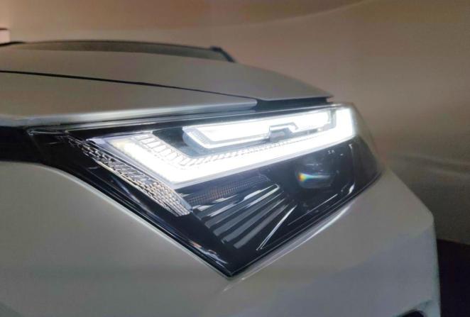 Toyota RAV4 VI (XA60) с пробегом 2025 года, цена 4 990 000 рублей, 7716 км, внедорожник, Автокод Объявления