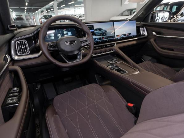 Geely Monjaro I Рестайлинг 2 с пробегом 2026 года, цена 4 135 000 рублей, 30 км, внедорожник, Автокод Объявления
