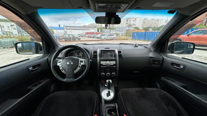 Nissan X-Trail II с пробегом 2010 года, цена 899 000 рублей, 300000 км, внедорожник, Автокод Объявления