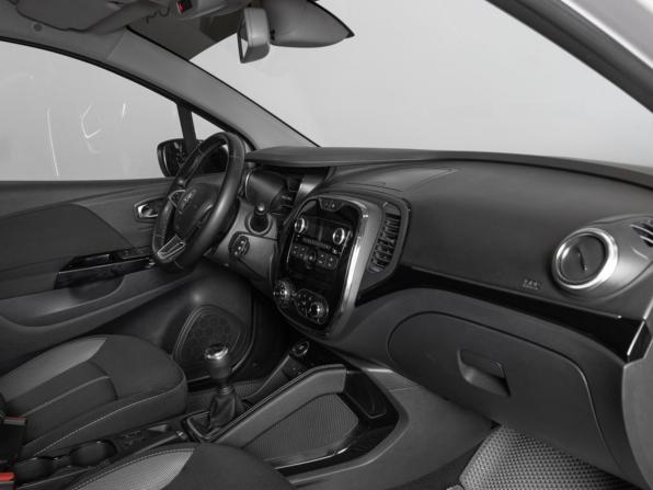Renault Kaptur I Рестайлинг с пробегом 2020 года, цена 1 714 600 рублей, 87147 км, внедорожник, Автокод Объявления