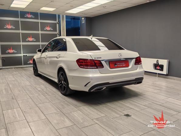 Mercedes-Benz E-Класс IV (W212 S212 C207) Рестайлинг с пробегом 2014 года, цена 1 890 000 рублей, 256000 км, седан, Автокод Объявления