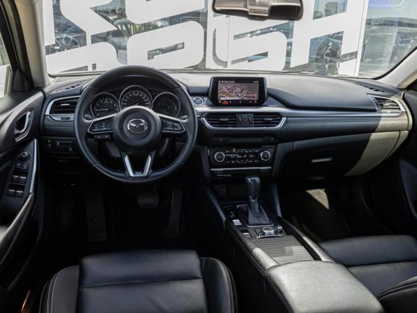Mazda 6 III (GJ) Рестайлинг с пробегом 2017 года, цена 1 840 000 рублей, 123595 км, седан, Автокод Объявления