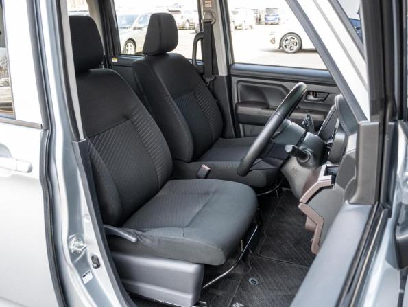 Toyota Roomy I с пробегом 2018 года, цена 950 000 рублей, 128318 км, микровэн, Автокод Объявления