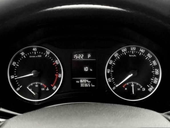 Skoda Octavia II (A5) Рестайлинг с пробегом 2010 года, цена 590 000 рублей, 303651 км, лифтбек, Автокод Объявления