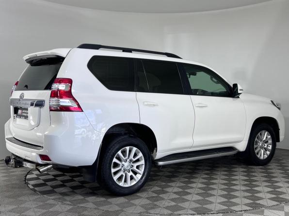Toyota Land Cruiser Prado 150 Series Рестайлинг 1 с пробегом 2015 года, цена 3 497 000 рублей, 197374 км, внедорожник, Автокод Объявления