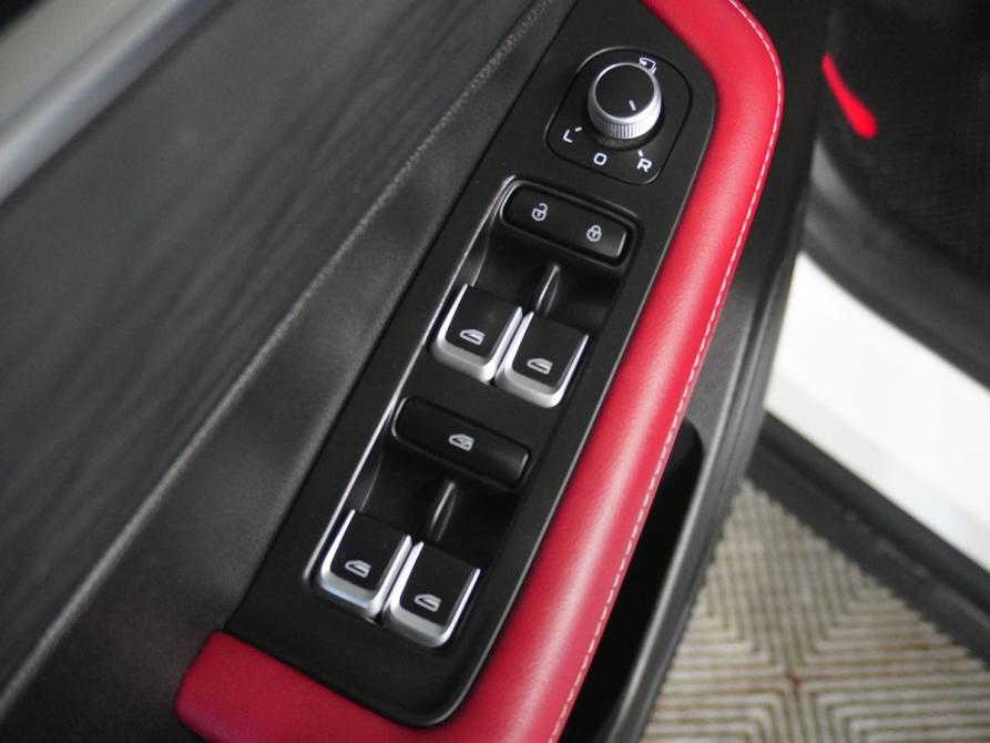 Geely Coolray I Рестайлинг Вологда  - изображение 15