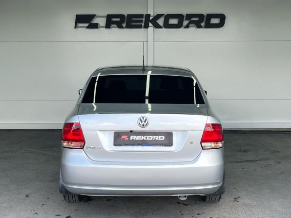Volkswagen Polo V с пробегом 2011 года, цена 629 000 рублей, 287124 км, седан, Автокод Объявления