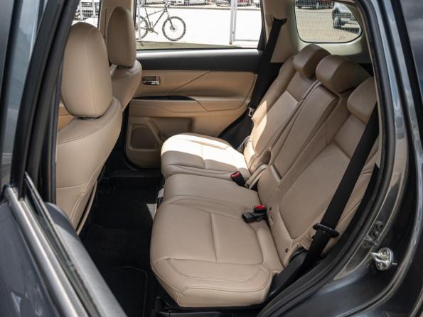 Mitsubishi Outlander III Рестайлинг 3 с пробегом 2020 года, цена 2 340 000 рублей, 101432 км, внедорожник, Автокод Объявления