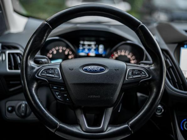 Ford Kuga II Рестайлинг с пробегом 2019 года, цена 1 505 000 рублей, 146680 км, внедорожник, Автокод Объявления