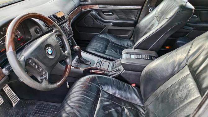 BMW 5 серии IV (E39) Рестайлинг с пробегом 2002 года, цена 869 990 рублей, 311002 км, седан, Автокод Объявления