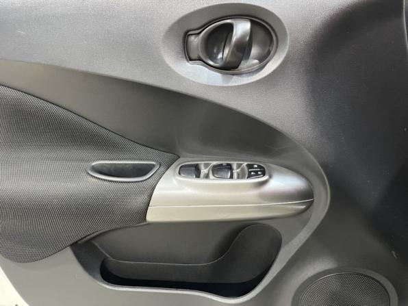 Nissan Juke I с пробегом 2012 года, цена 871 000 рублей, 183344 км, внедорожник, Автокод Объявления