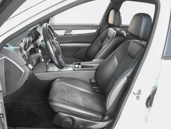Mercedes-Benz C-Класс III (W204) Рестайлинг с пробегом 2013 года, цена 1 899 000 рублей, 161418 км, седан, Автокод Объявления