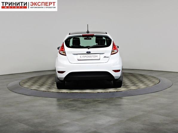 Ford Fiesta Mk6 Рестайлинг с пробегом 2018 года, цена 1 097 000 рублей, 102875 км, хэтчбек, Автокод Объявления